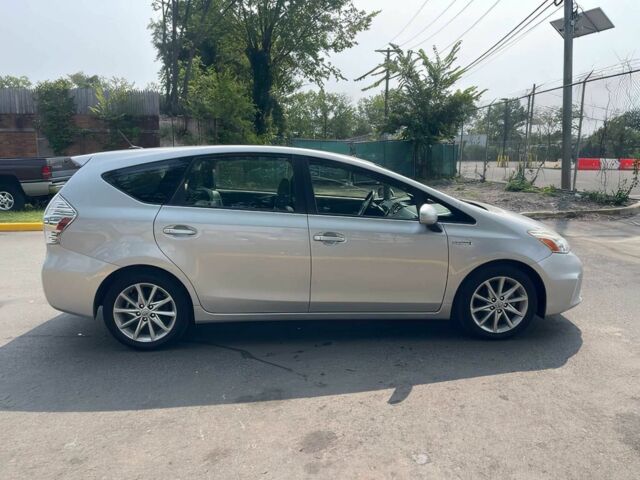 Тойота Приус 2014 в Одессе на Automoto.ua Серый Тойота Приус, объемом двигателя 1.8 л и пробегом 81 тыс. км за 3168 $, фото 7 на Automoto.ua