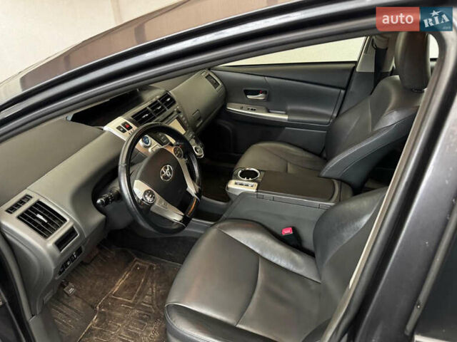 Сірий Тойота Пріус, об'ємом двигуна 1.79 л та пробігом 360 тис. км за 10200 $, фото 2 на Automoto.ua