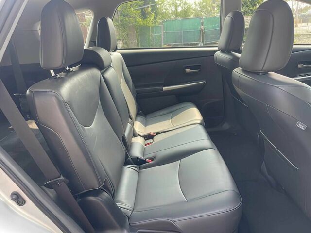 Тойота Приус 2014 в Одессе на Automoto.ua Серый Тойота Приус, объемом двигателя 1.8 л и пробегом 81 тыс. км за 3168 $, фото 13 на Automoto.ua