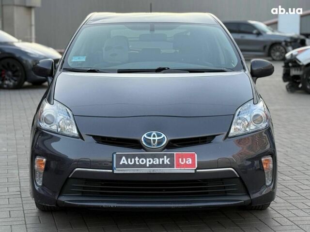 Тойота Приус 2014 в Одессе на Automoto.ua Серый Тойота Приус, объемом двигателя 1.8 л и пробегом 186 тыс. км за 11490 $, фото 1 на Automoto.ua