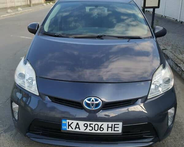 Серый Тойота Приус, объемом двигателя 1.8 л и пробегом 226 тыс. км за 10100 $, фото 2 на Automoto.ua