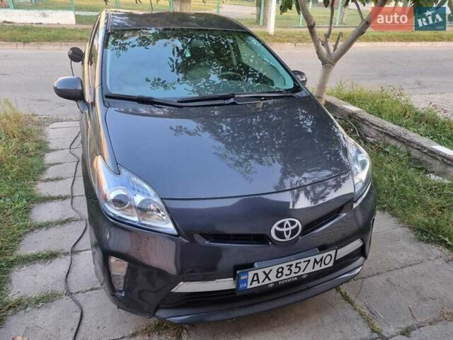 Серый Тойота Приус, объемом двигателя 1.8 л и пробегом 192 тыс. км за 13500 $, фото 2 на Automoto.ua