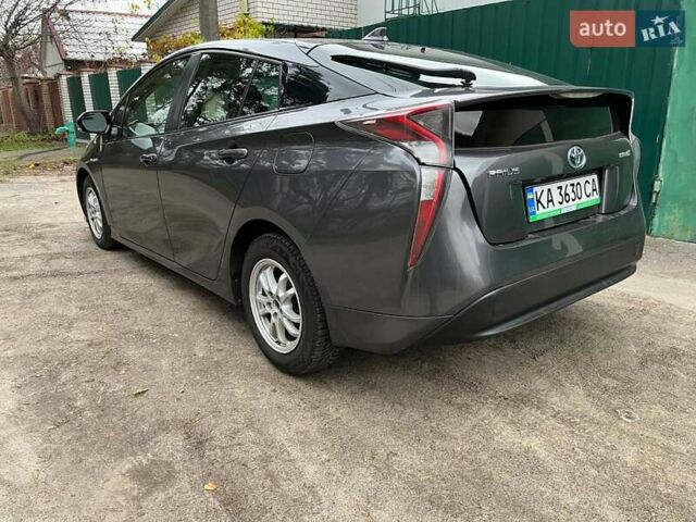 Серый Тойота Приус, объемом двигателя 1.8 л и пробегом 198 тыс. км за 13900 $, фото 1 на Automoto.ua