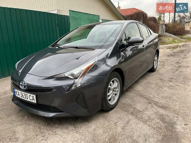 Серый Тойота Приус, объемом двигателя 1.8 л и пробегом 198 тыс. км за 13900 $, фото 3 на Automoto.ua