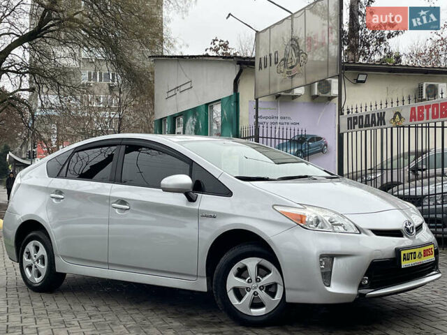 Серый Тойота Приус, объемом двигателя 1.8 л и пробегом 116 тыс. км за 12500 $, фото 3 на Automoto.ua