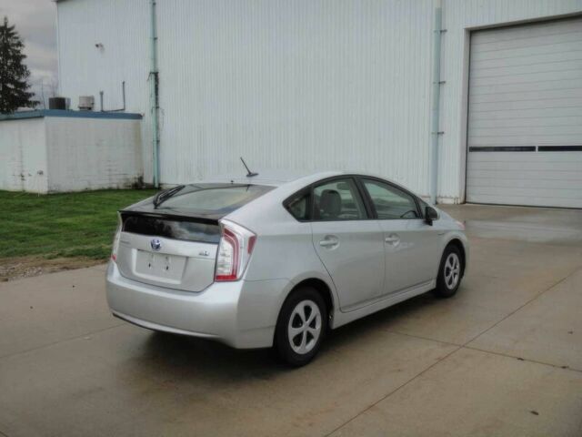 Сірий Тойота Пріус, об'ємом двигуна 1.8 л та пробігом 77 тис. км за 6300 $, фото 5 на Automoto.ua