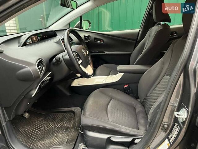 Серый Тойота Приус, объемом двигателя 1.8 л и пробегом 198 тыс. км за 13900 $, фото 4 на Automoto.ua