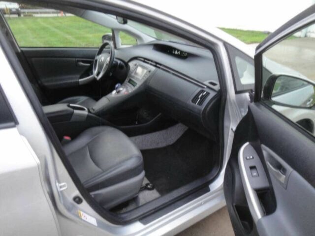 Сірий Тойота Пріус, об'ємом двигуна 1.8 л та пробігом 77 тис. км за 6300 $, фото 8 на Automoto.ua