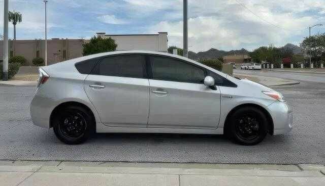 Сірий Тойота Пріус, об'ємом двигуна 1.8 л та пробігом 119 тис. км за 5000 $, фото 7 на Automoto.ua