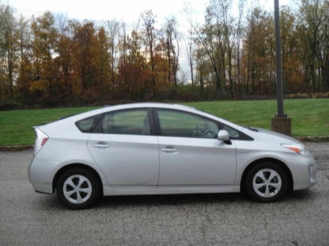 Сірий Тойота Пріус, об'ємом двигуна 1.8 л та пробігом 77 тис. км за 6300 $, фото 3 на Automoto.ua