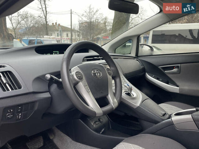 Серый Тойота Приус, объемом двигателя 1.8 л и пробегом 116 тыс. км за 12500 $, фото 13 на Automoto.ua