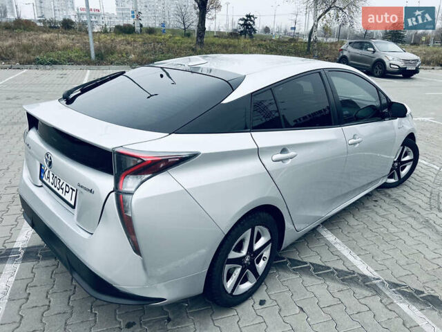 Сірий Тойота Пріус, об'ємом двигуна 1.8 л та пробігом 153 тис. км за 15800 $, фото 15 на Automoto.ua