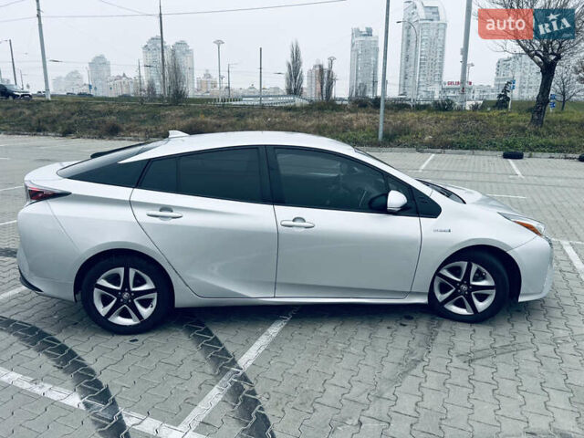 Сірий Тойота Пріус, об'ємом двигуна 1.8 л та пробігом 153 тис. км за 15800 $, фото 17 на Automoto.ua