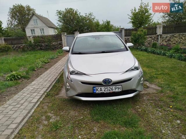 Серый Тойота Приус, объемом двигателя 1.8 л и пробегом 165 тыс. км за 17700 $, фото 1 на Automoto.ua