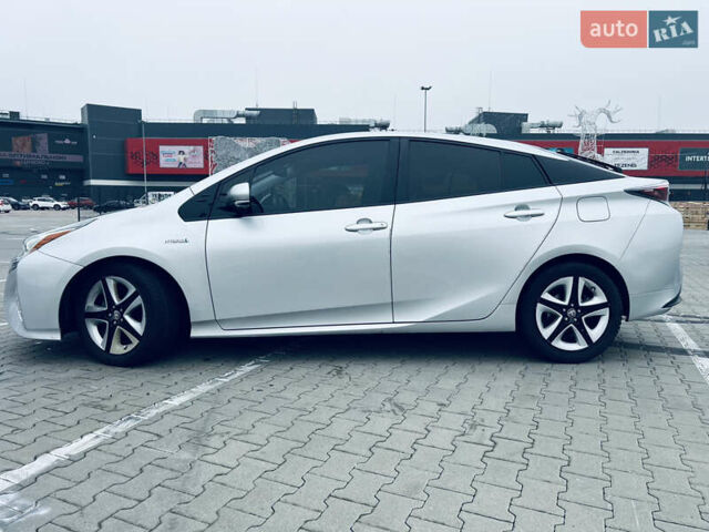 Сірий Тойота Пріус, об'ємом двигуна 1.8 л та пробігом 153 тис. км за 15800 $, фото 8 на Automoto.ua