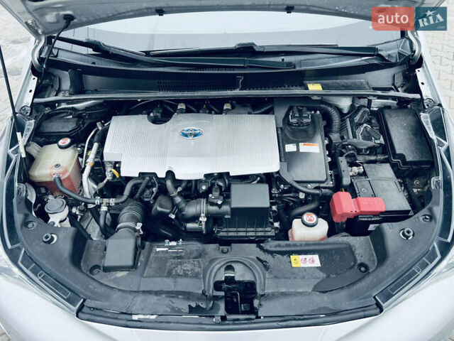 Сірий Тойота Пріус, об'ємом двигуна 1.8 л та пробігом 153 тис. км за 15800 $, фото 39 на Automoto.ua