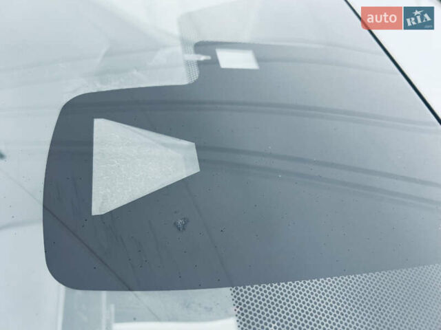 Сірий Тойота Пріус, об'ємом двигуна 1.8 л та пробігом 153 тис. км за 15800 $, фото 22 на Automoto.ua