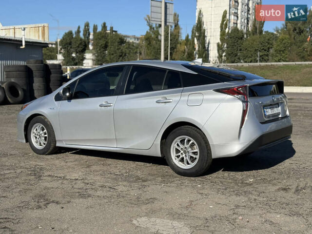 Серый Тойота Приус, объемом двигателя 1.8 л и пробегом 287 тыс. км за 15000 $, фото 9 на Automoto.ua