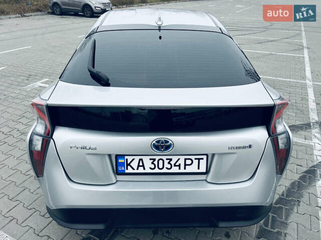 Сірий Тойота Пріус, об'ємом двигуна 1.8 л та пробігом 153 тис. км за 15800 $, фото 11 на Automoto.ua
