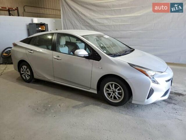 Серый Тойота Приус, объемом двигателя 1.8 л и пробегом 107 тыс. км за 2400 $, фото 3 на Automoto.ua