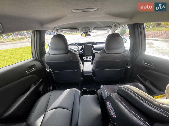 Сірий Тойота Пріус, об'ємом двигуна 1.8 л та пробігом 164 тис. км за 16500 $, фото 6 на Automoto.ua