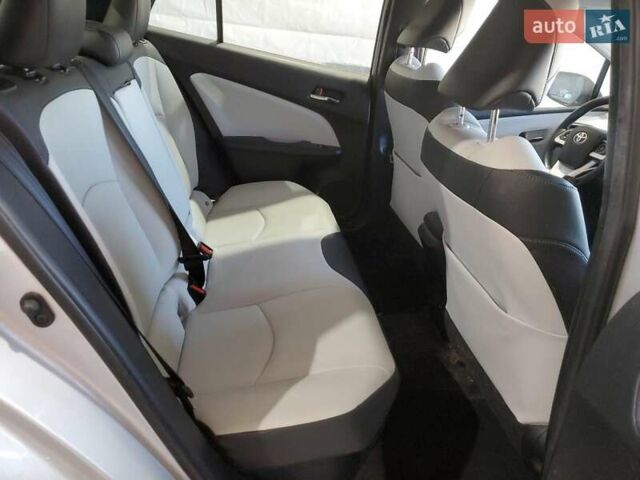 Серый Тойота Приус, объемом двигателя 1.8 л и пробегом 107 тыс. км за 2400 $, фото 9 на Automoto.ua