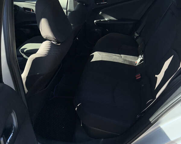 Серый Тойота Приус, объемом двигателя 1.8 л и пробегом 287 тыс. км за 15000 $, фото 15 на Automoto.ua