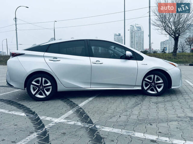 Сірий Тойота Пріус, об'ємом двигуна 1.8 л та пробігом 153 тис. км за 15800 $, фото 18 на Automoto.ua