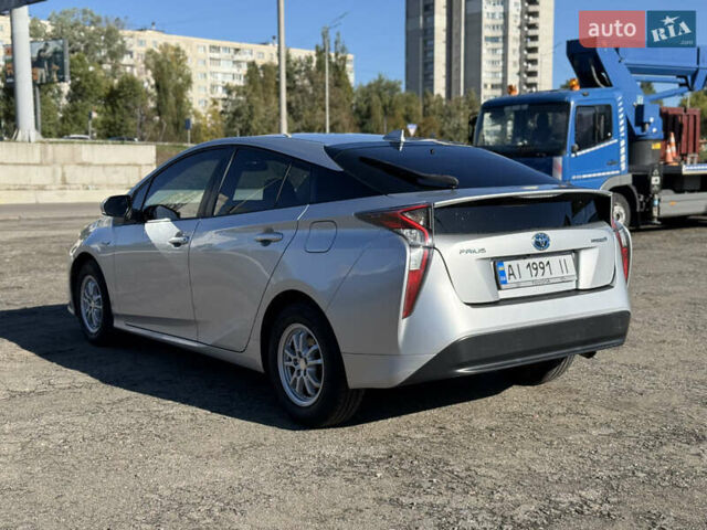 Серый Тойота Приус, объемом двигателя 1.8 л и пробегом 287 тыс. км за 15000 $, фото 8 на Automoto.ua