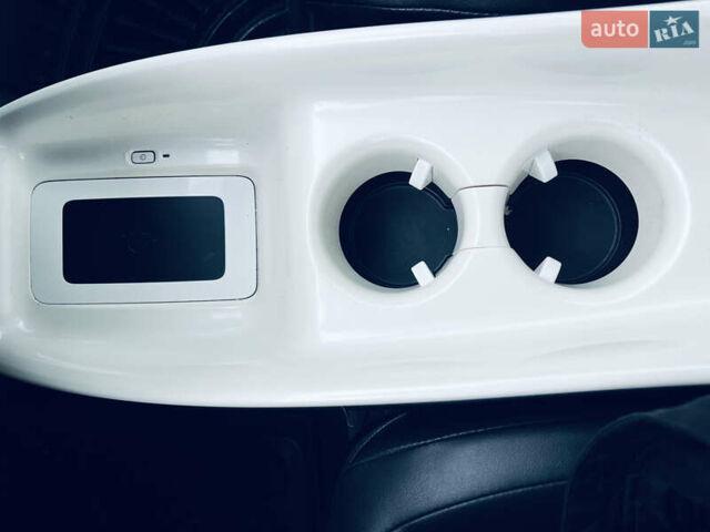 Сірий Тойота Пріус, об'ємом двигуна 1.8 л та пробігом 153 тис. км за 15800 $, фото 33 на Automoto.ua