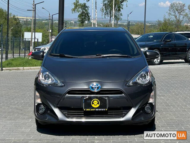 Серый Тойота Приус, объемом двигателя 1.5 л и пробегом 232 тыс. км за 9600 $, фото 1 на Automoto.ua