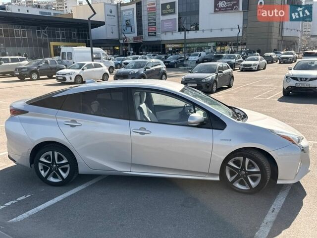 Серый Тойота Приус, объемом двигателя 1.8 л и пробегом 160 тыс. км за 17757 $, фото 4 на Automoto.ua