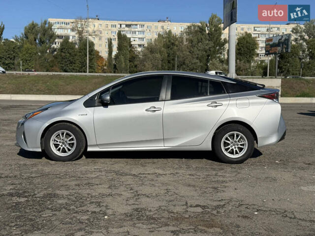 Серый Тойота Приус, объемом двигателя 1.8 л и пробегом 287 тыс. км за 15000 $, фото 10 на Automoto.ua