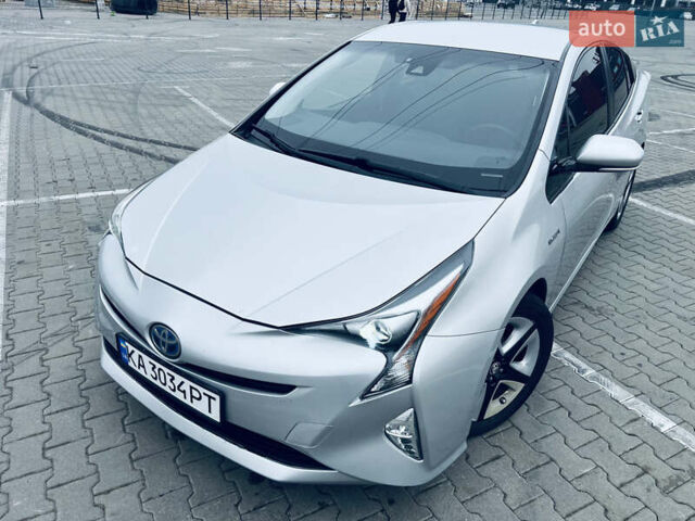 Сірий Тойота Пріус, об'ємом двигуна 1.8 л та пробігом 153 тис. км за 15800 $, фото 3 на Automoto.ua