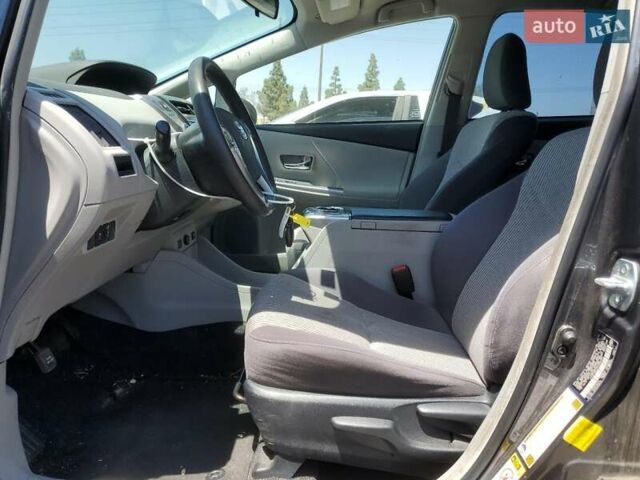 Серый Тойота Приус, объемом двигателя 1.8 л и пробегом 126 тыс. км за 2500 $, фото 6 на Automoto.ua