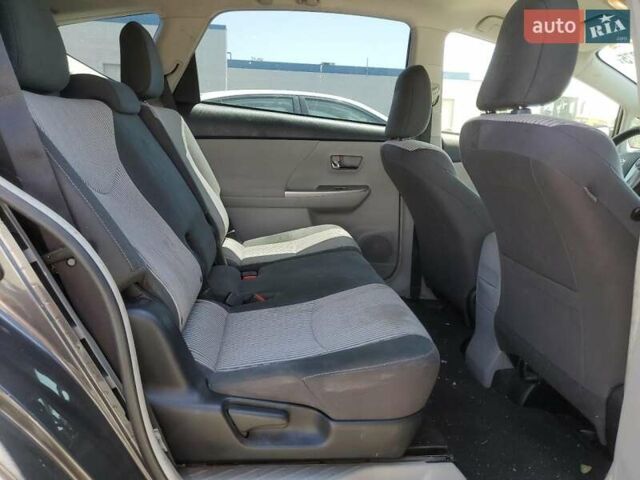 Серый Тойота Приус, объемом двигателя 1.8 л и пробегом 126 тыс. км за 2500 $, фото 9 на Automoto.ua