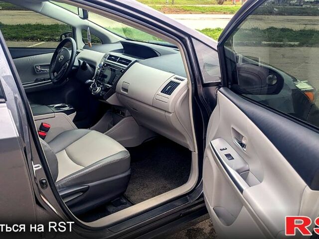 Сірий Тойота Пріус, об'ємом двигуна 1.8 л та пробігом 120 тис. км за 15500 $, фото 11 на Automoto.ua