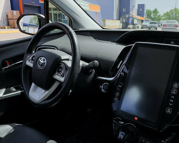 Сірий Тойота Пріус, об'ємом двигуна 1.8 л та пробігом 115 тис. км за 17800 $, фото 9 на Automoto.ua
