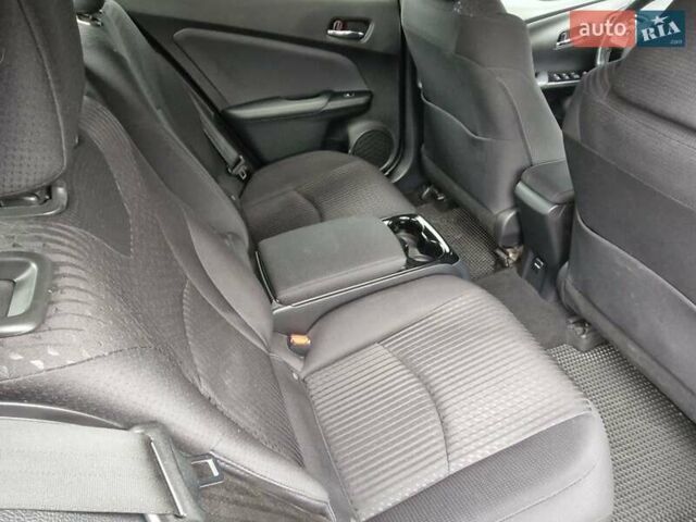 Серый Тойота Приус, объемом двигателя 1.8 л и пробегом 103 тыс. км за 17800 $, фото 13 на Automoto.ua