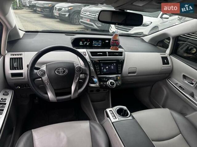 Серый Тойота Приус, объемом двигателя 1.8 л и пробегом 122 тыс. км за 15490 $, фото 23 на Automoto.ua