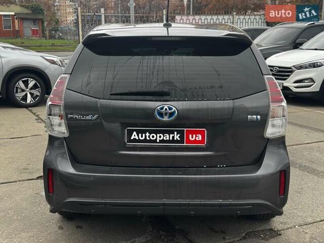 Серый Тойота Приус, объемом двигателя 1.8 л и пробегом 122 тыс. км за 15490 $, фото 3 на Automoto.ua