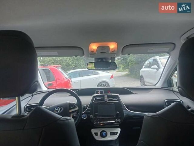 Серый Тойота Приус, объемом двигателя 1.8 л и пробегом 187 тыс. км за 17300 $, фото 10 на Automoto.ua