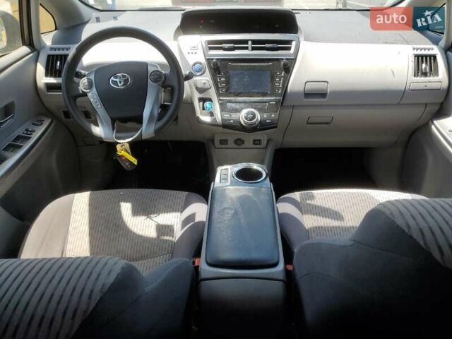 Серый Тойота Приус, объемом двигателя 1.8 л и пробегом 126 тыс. км за 2500 $, фото 7 на Automoto.ua