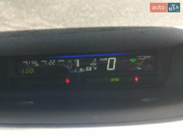 Серый Тойота Приус, объемом двигателя 1.8 л и пробегом 126 тыс. км за 2500 $, фото 8 на Automoto.ua