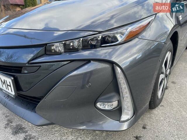 Серый Тойота Приус, объемом двигателя 1.8 л и пробегом 138 тыс. км за 17900 $, фото 14 на Automoto.ua