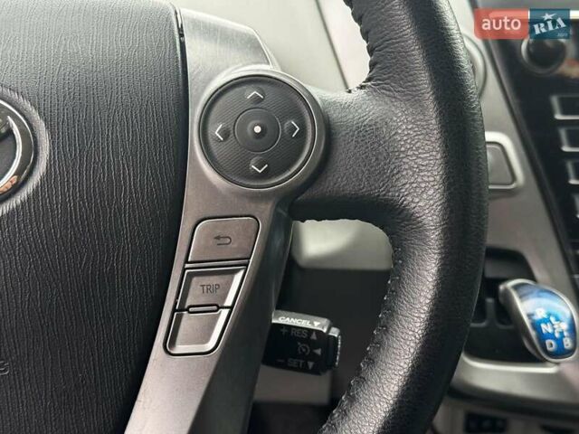 Серый Тойота Приус, объемом двигателя 1.8 л и пробегом 122 тыс. км за 15490 $, фото 15 на Automoto.ua