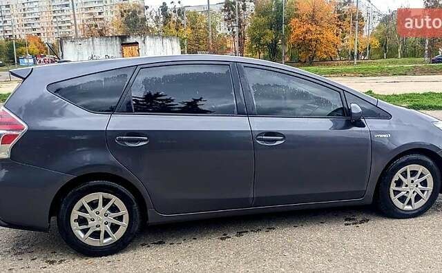 Серый Тойота Приус, объемом двигателя 1.8 л и пробегом 120 тыс. км за 15500 $, фото 6 на Automoto.ua