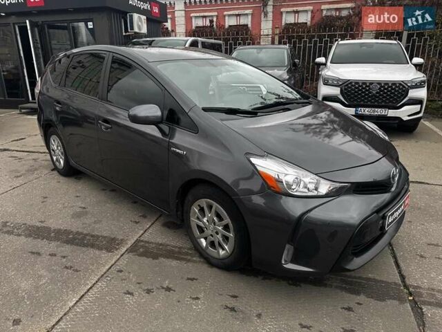 Серый Тойота Приус, объемом двигателя 1.8 л и пробегом 122 тыс. км за 15490 $, фото 6 на Automoto.ua