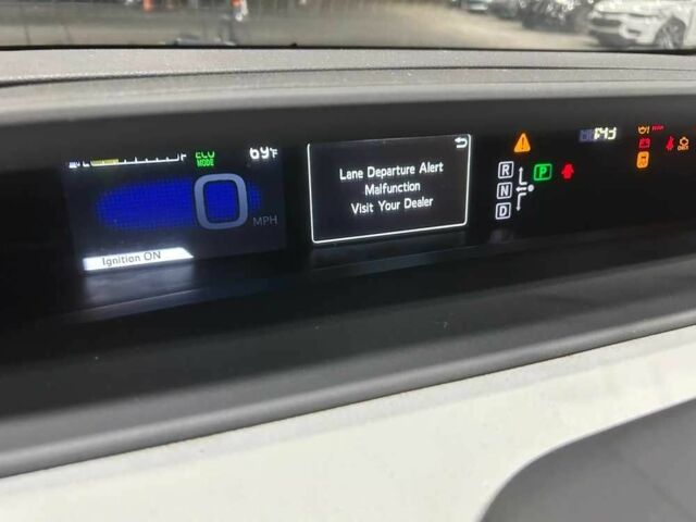 Серый Тойота Приус, объемом двигателя 1.8 л и пробегом 125 тыс. км за 13500 $, фото 5 на Automoto.ua