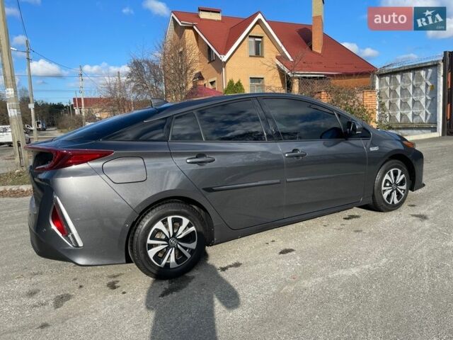 Серый Тойота Приус, объемом двигателя 1.8 л и пробегом 138 тыс. км за 17900 $, фото 45 на Automoto.ua